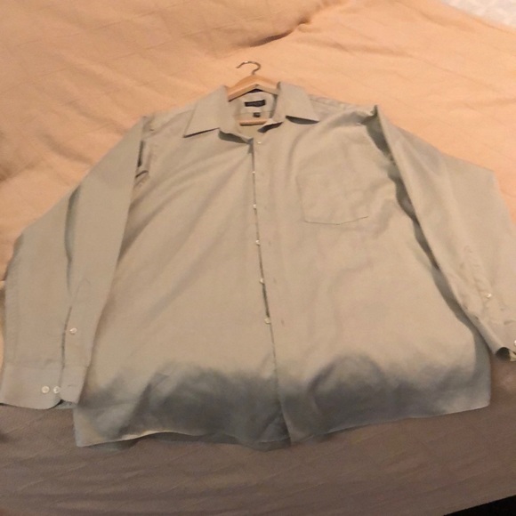 Dress shirt - Picture 2 of 3